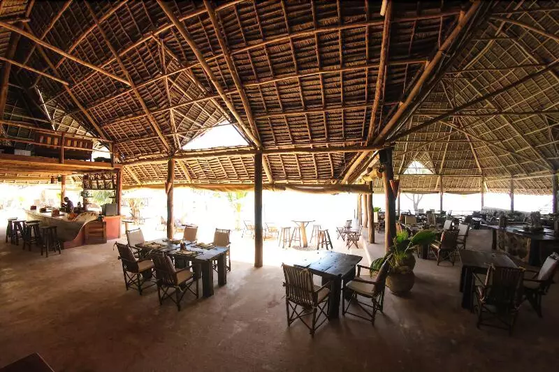 Hotel Sunshine Marine Lodge