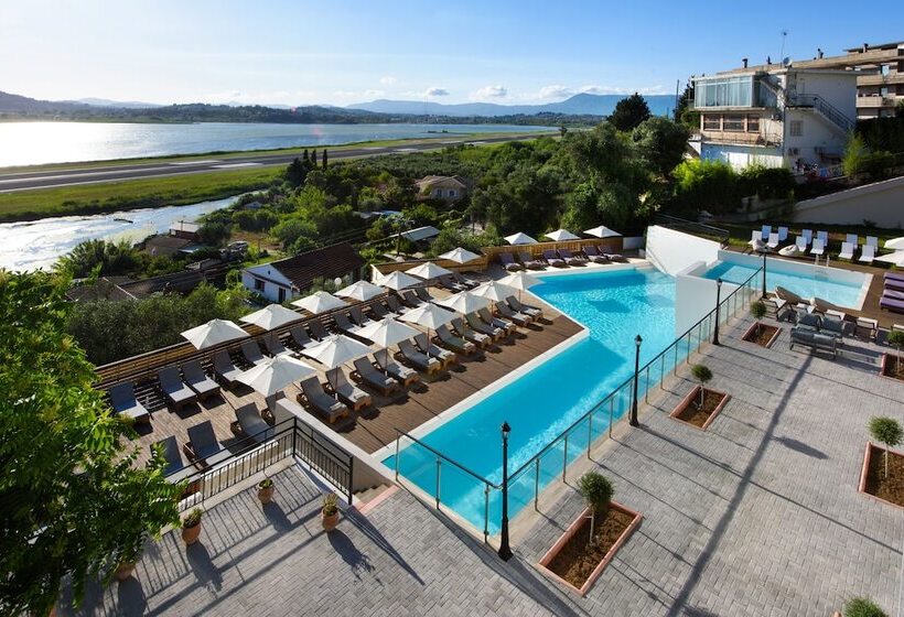 בית מלון כפרי The Royal