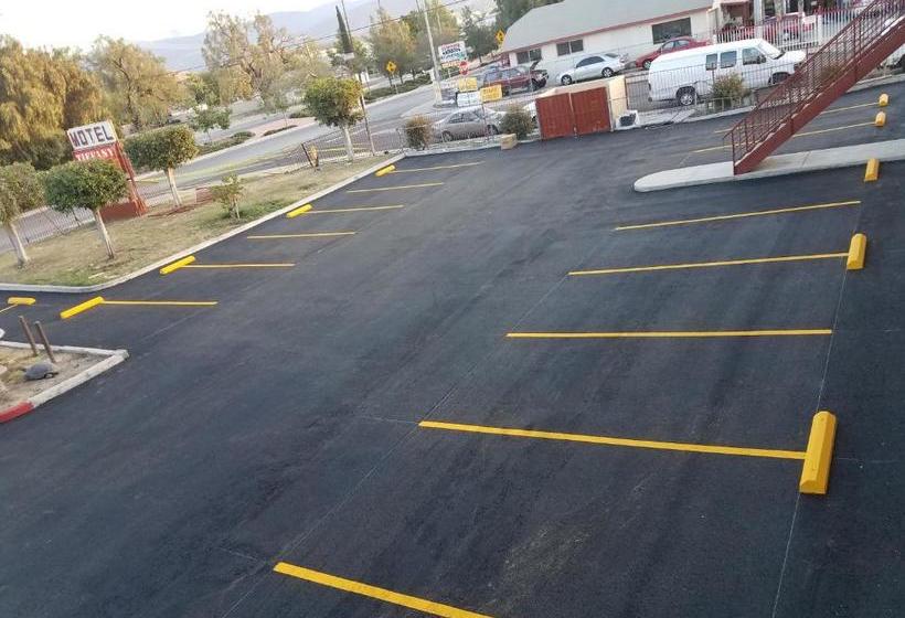 فندق Tiffany Inn Corona