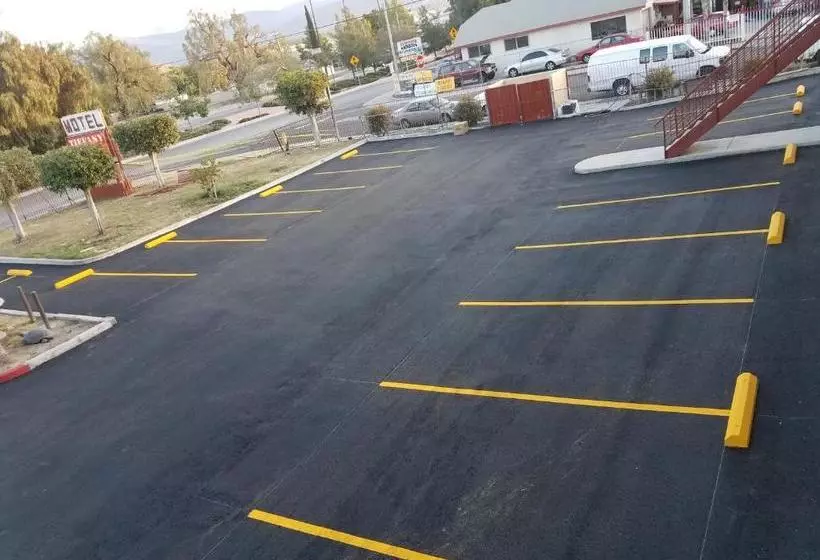 酒店 Tiffany Inn Corona