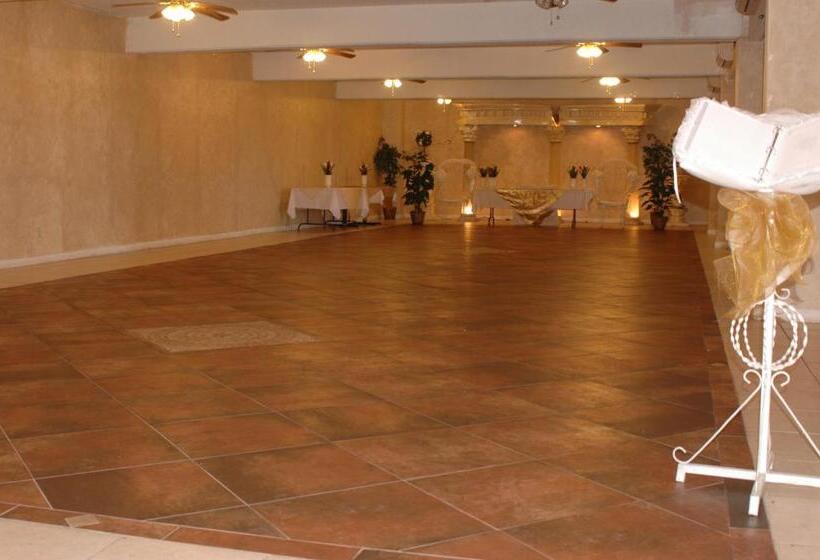 בית מלון כפרי Western Inn