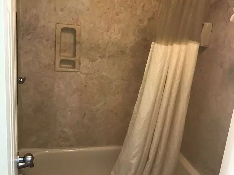 מוטל Cotulla Executive Inn