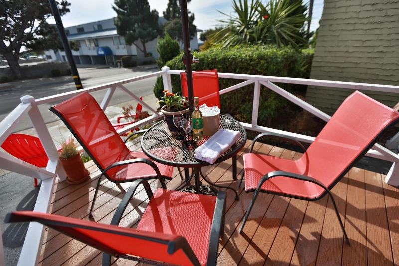 モーテル Pleasant Inn