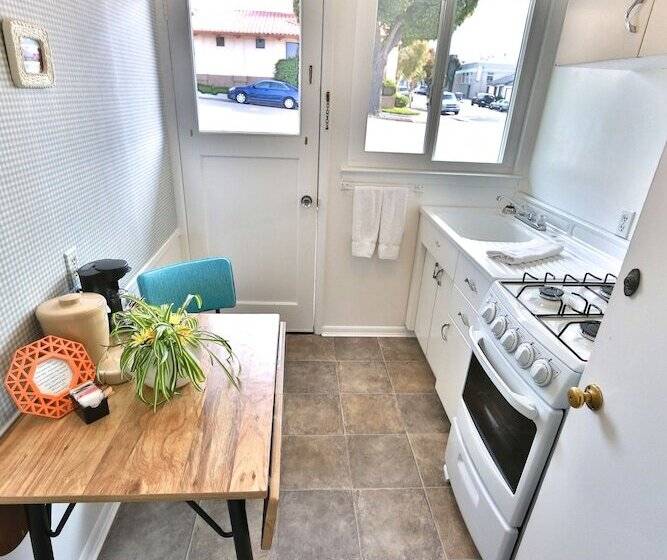 モーテル Pleasant Inn