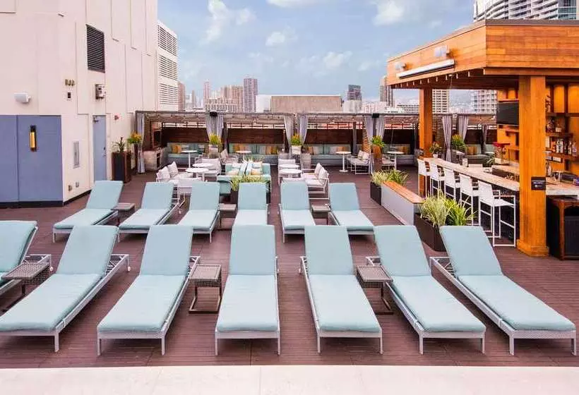 リゾートホテル Hilton Grand Vacations Club Hokulani Waikiki Honolulu