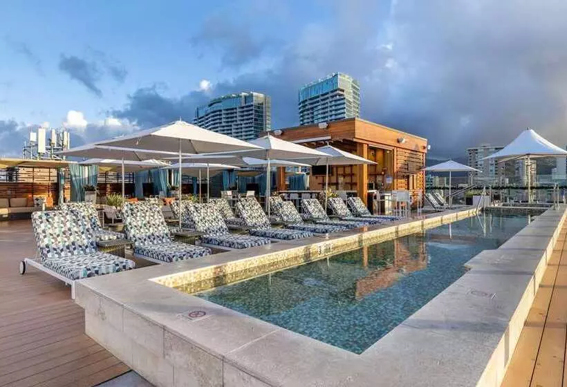 リゾートホテル Hilton Grand Vacations Club Hokulani Waikiki Honolulu