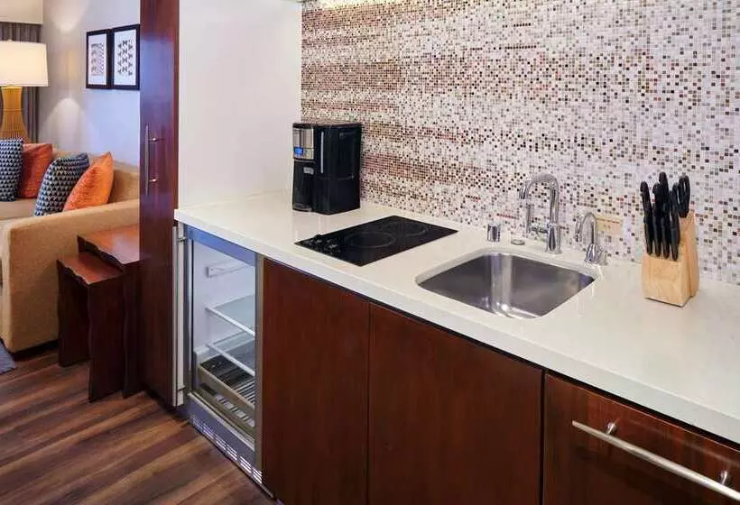 リゾートホテル Hilton Grand Vacations Club Hokulani Waikiki Honolulu