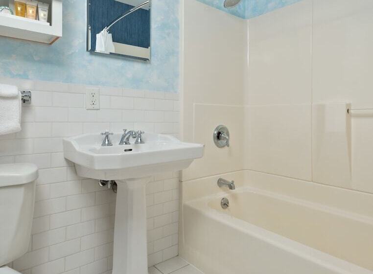 Winstead Beach Resort