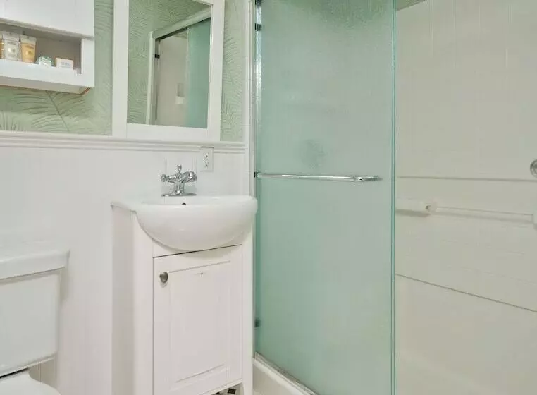 Winstead Beach Resort