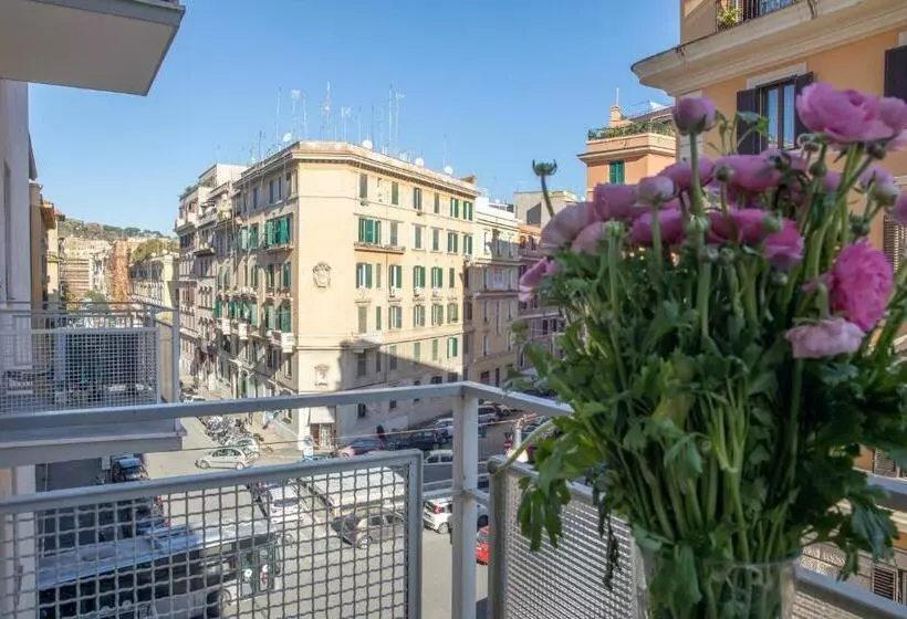 ベッドアンドブレックファースト Candia Vatican Suites