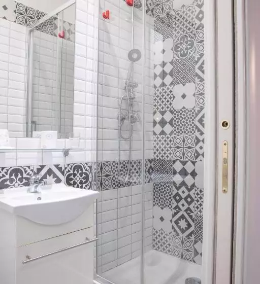 ベッドアンドブレックファースト Candia Vatican Suites