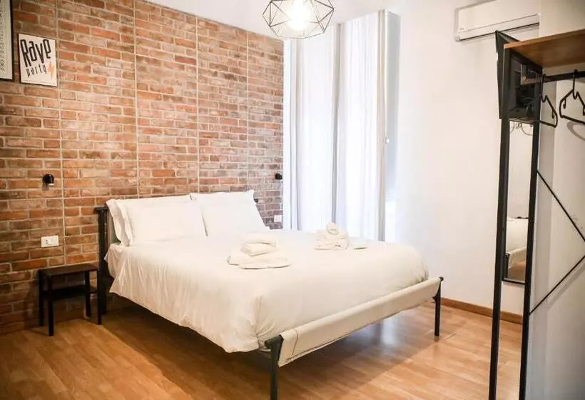 ベッドアンドブレックファースト Urban Holiday