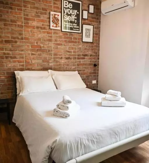 ベッドアンドブレックファースト Urban Holiday