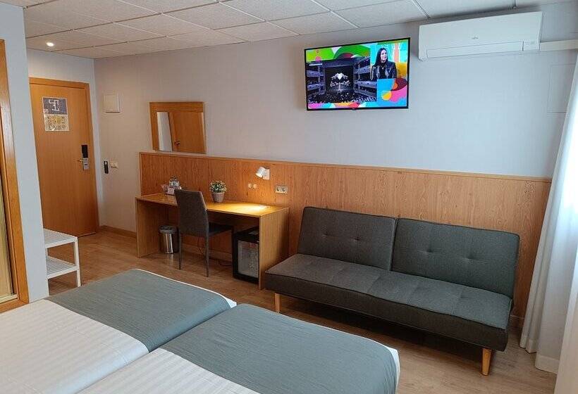 مسافرخانه Mendez Nunez Alicante