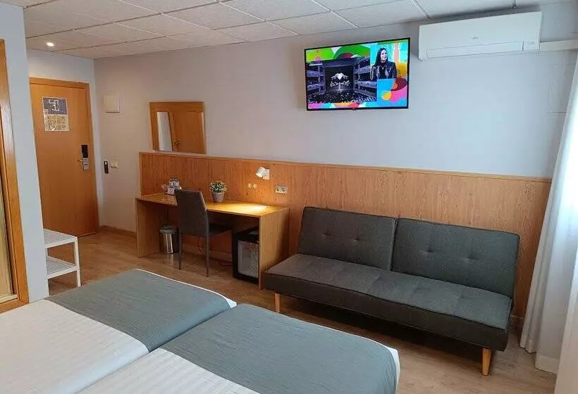 여관 Mendez Nunez Alicante