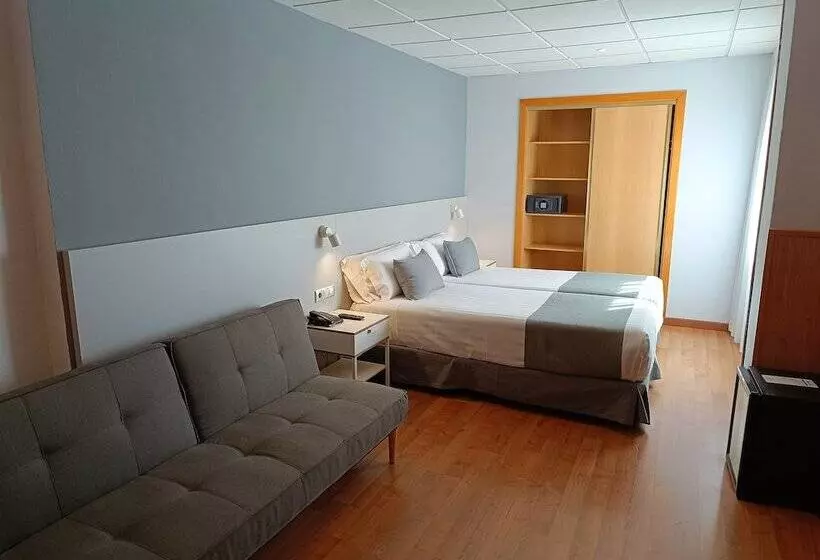 여관 Mendez Nunez Alicante