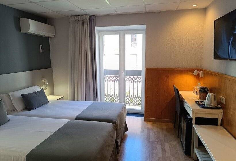 مسافرخانه Mendez Nunez Alicante