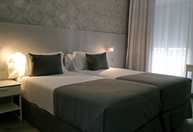 مسافرخانه Mendez Nunez Alicante