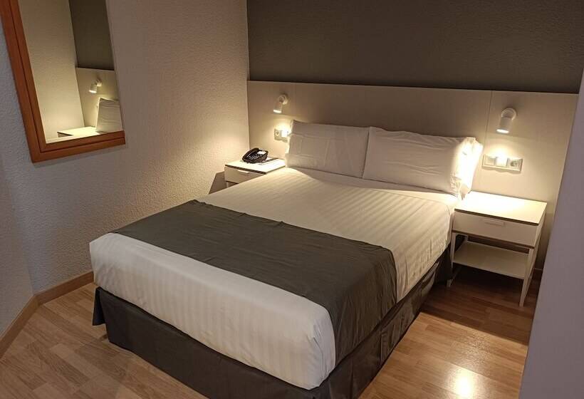 مسافرخانه Mendez Nunez Alicante