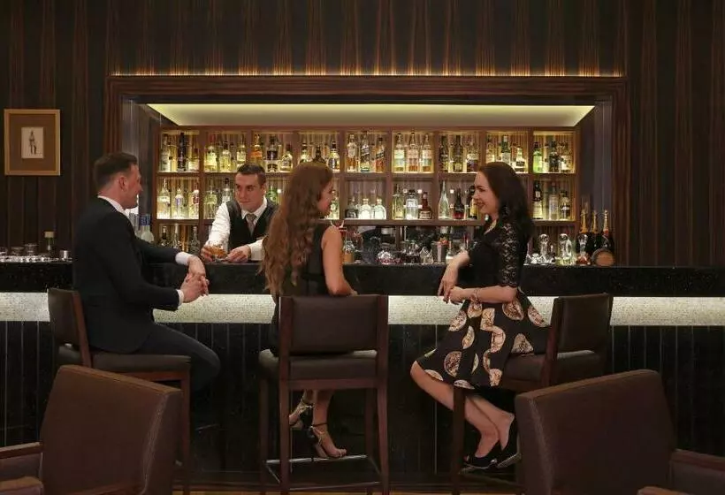 Hotel Anantara Downtown Dubai