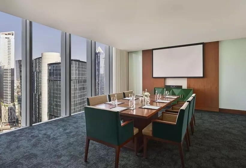 Hotel Anantara Downtown Dubai