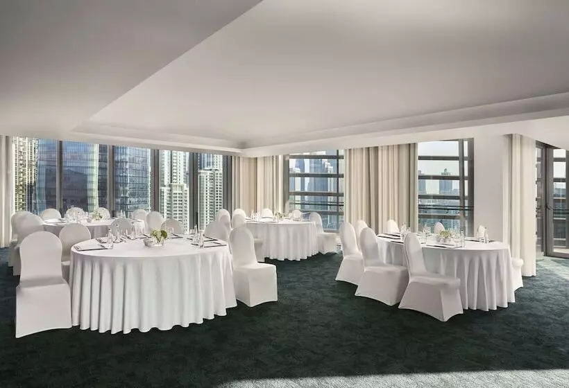 Hotel Anantara Downtown Dubai