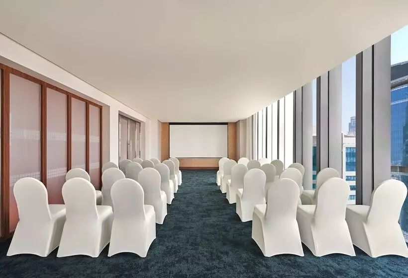 Hotel Anantara Downtown Dubai