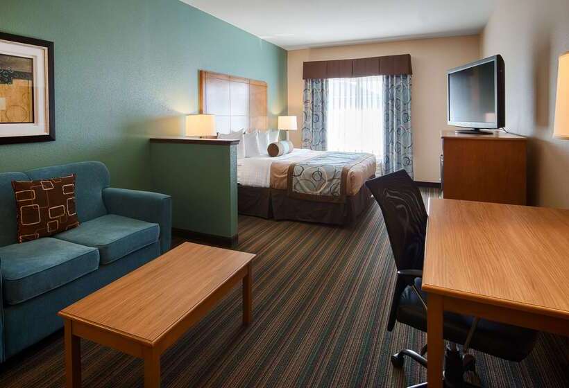 Best Western Plus Seminole Hotel & Suites