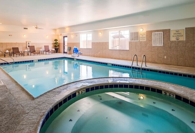 Best Western Plus Seminole Hotel & Suites