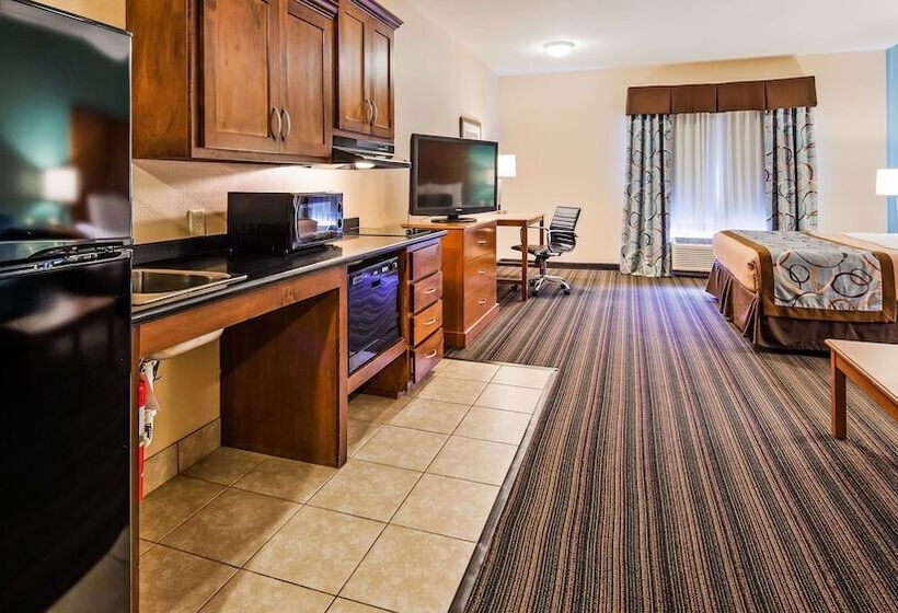 Best Western Plus Seminole Hotel & Suites