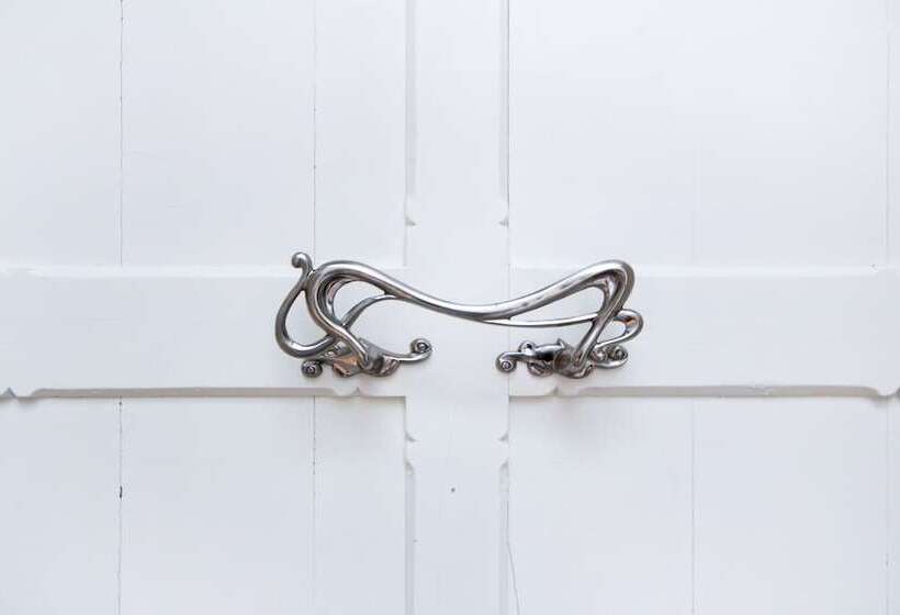 ホテル Brondo Architect