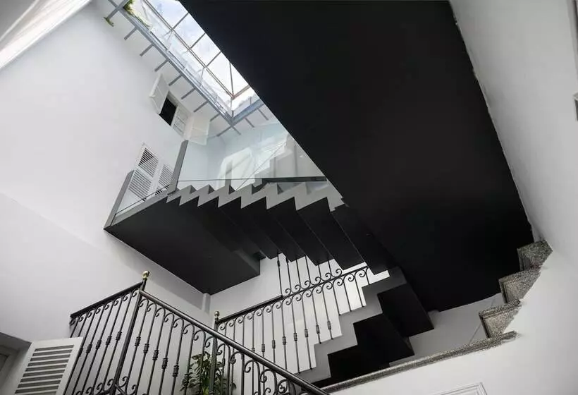 호텔 Brondo Architect