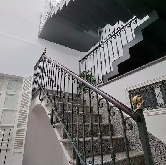 호텔 Brondo Architect