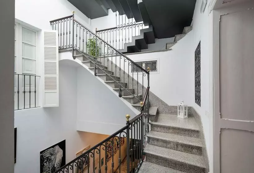 호텔 Brondo Architect