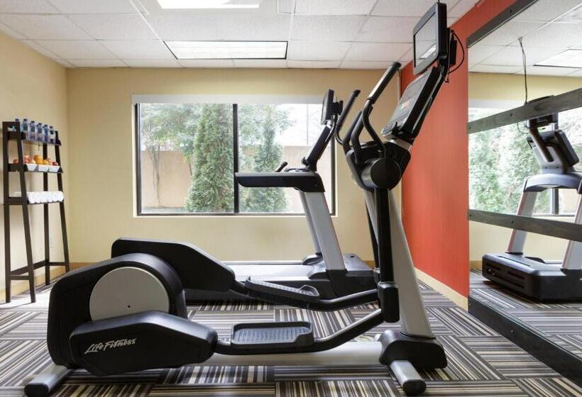 فندق Courtyard Harrisonburg