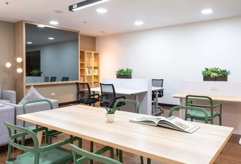 ホテル Jasmine Grande Residence