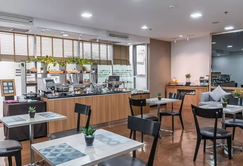 ホテル Jasmine Grande Residence