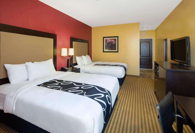 בית מלון כפרי La Quinta By Wyndham Atlanta Union City