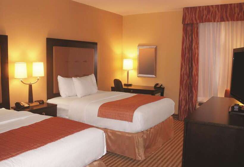 בית מלון כפרי La Quinta By Wyndham Atlanta Union City