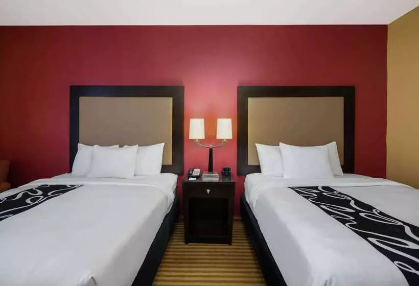 Отель La Quinta By Wyndham Atlanta Union City