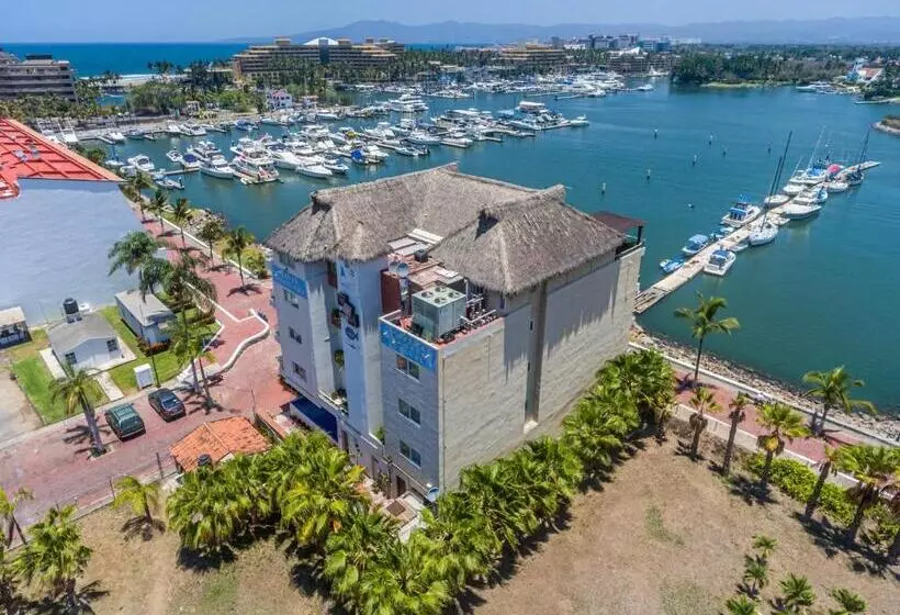 Szálloda Marina Banderas Suites