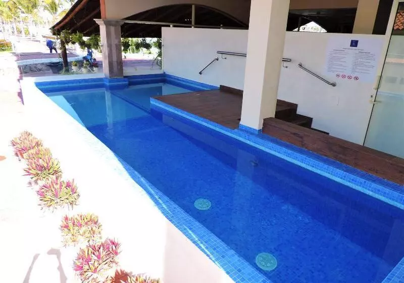 Szálloda Marina Banderas Suites