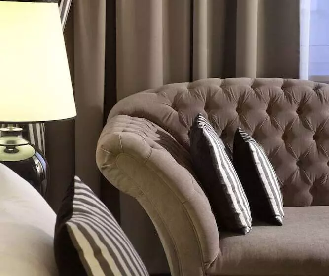 هتل Metropolitan Boutique