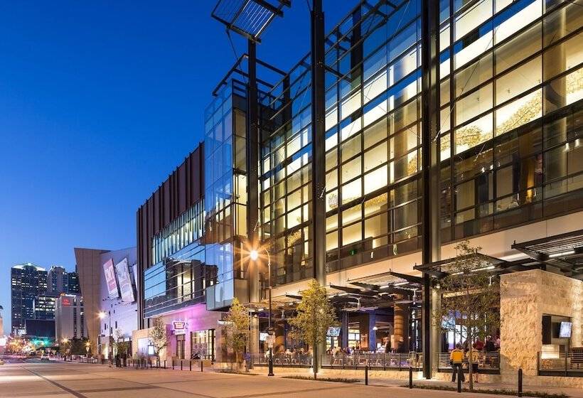 فندق Omni Nashville