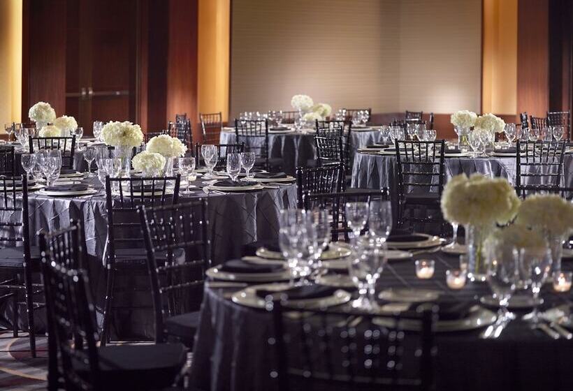 فندق Omni Nashville