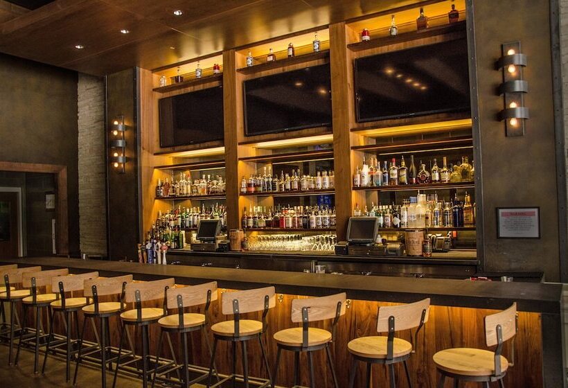 فندق Omni Nashville