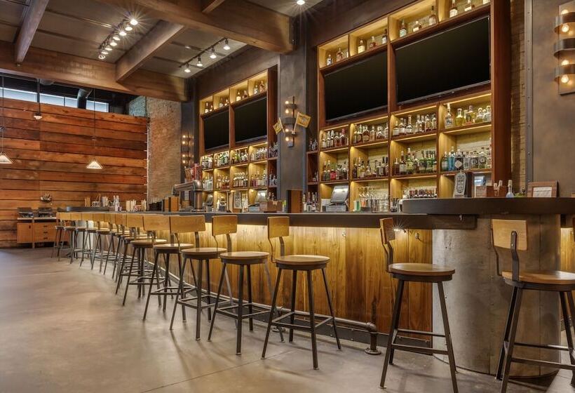 فندق Omni Nashville