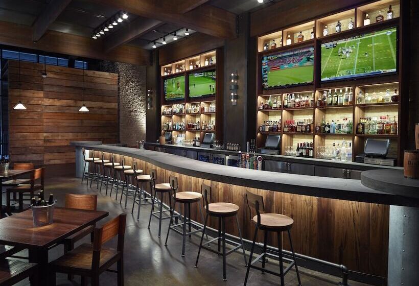 فندق Omni Nashville