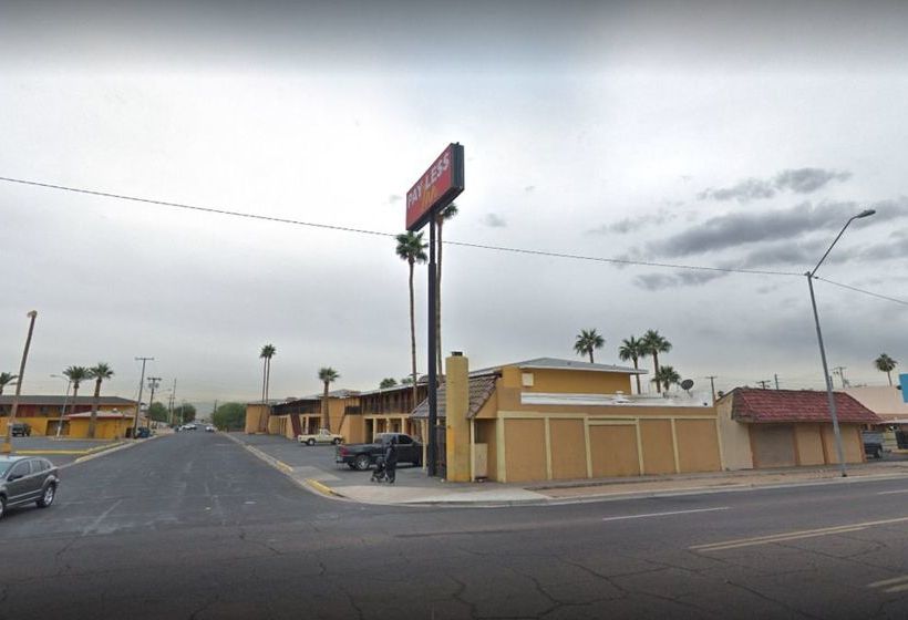 בית מלון כפרי Payless Inn