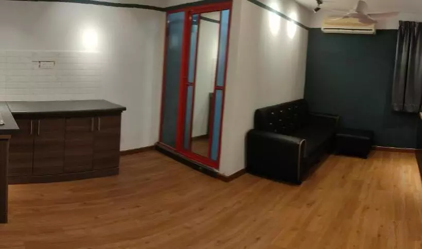 Smile Hotel C180 Cheras Selatan